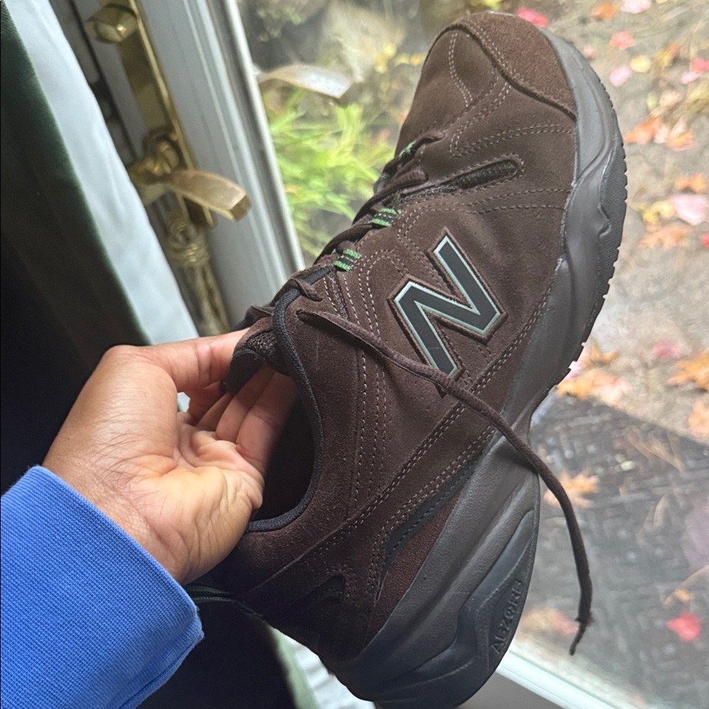 New Balance Men's Dark Brown Sneakers